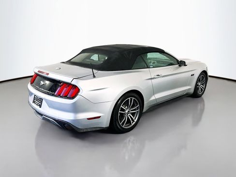 Used 2016 Ford Mustang Premium RWD image 7