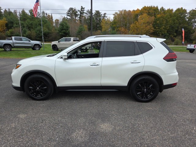 Used 2018 Nissan Rogue SV FWD image 4