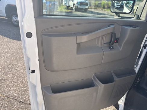 New 2025 GMC Savana 3500 w/ Power Convenience Package image 20