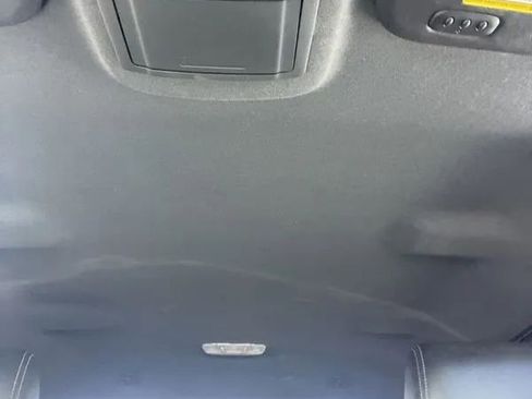 Used 2015 Ford F250 Lariat w/ Lariat Interior Package image 18