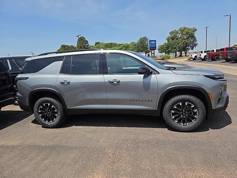 New 2026 Chevrolet Traverse Z71 w/ Driver Confidence Package AWD/4WD image 3