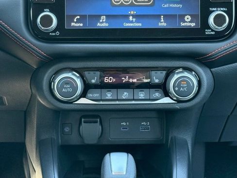 New 2025 Nissan Versa SR w/ Trunk Package image 24