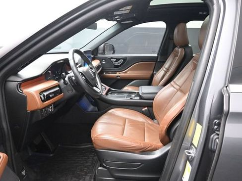 Used 2021 Lincoln Aviator Reserve w/ Equipment Group 208A AWD/4WD image 10