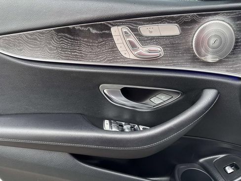 Used 2021 Mercedes-Benz E 350 4MATIC Sedan image 18