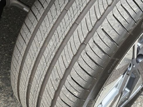 Used 2025 BMW iX xDrive50 w/ Convenience Package image 18