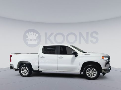 Used 2025 Chevrolet Silverado 1500 LT image 4