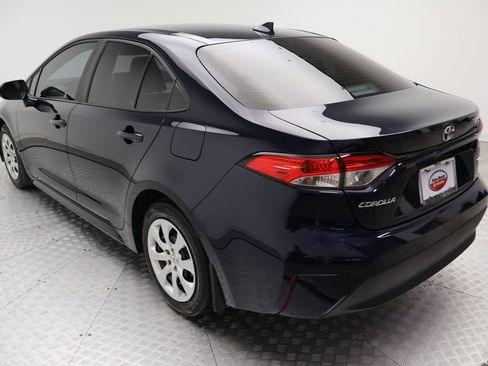 Certified 2025 Toyota Corolla LE FWD image 11