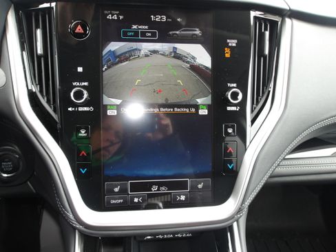 Used 2025 Subaru Outback Limited image 20