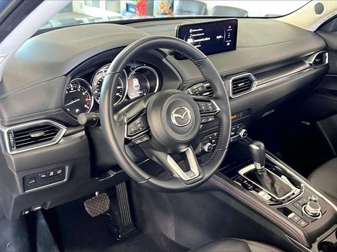 Used 2025 MAZDA CX-5 Carbon Edition image 4
