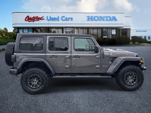 Used 2022 Jeep Wrangler Unlimited Rubicon w/ Xtreme Recon 35" Tire Package image 6