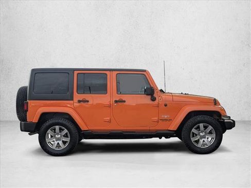 Used 2012 Jeep Wrangler Unlimited Sahara w/ Dual Top Group image 4