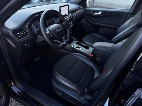 Used 2025 Ford Escape ST-Line image 17