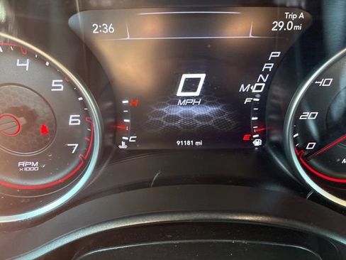 Used 2022 Dodge Charger SXT RWD image 11