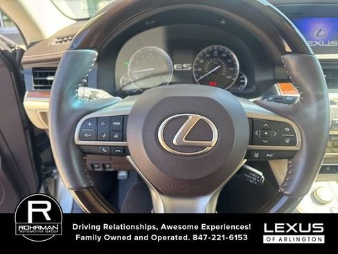 Used 2018 Lexus ES 350 w/ Luxury Package w/Wood Trim FWD image 11