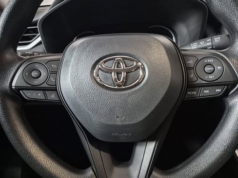 New 2025 Toyota RAV4 LE image 18