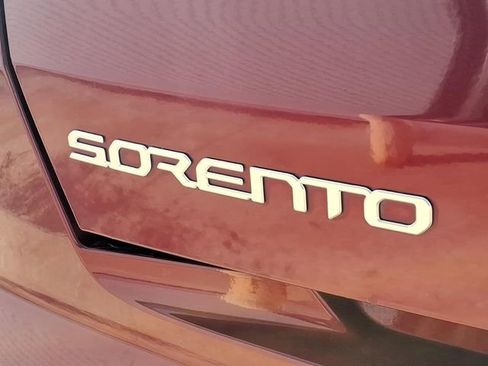 Used 2023 Kia Sorento EX w/ Panoramic Sunroof Package FWD image 29