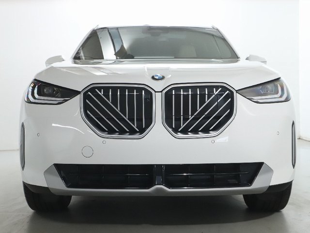Used 2026 BMW X3 xDrive30i w/ Premium Package AWD/4WD image 6