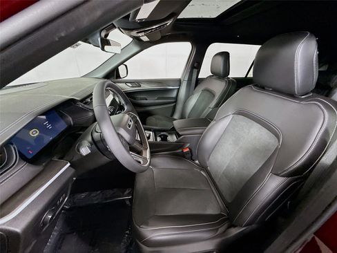 New 2026 Jeep Grand Cherokee L 4WD image 16
