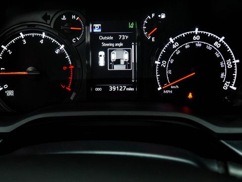 Used 2023 Toyota 4Runner SR5 Premium w/ Moonroof Package image 37