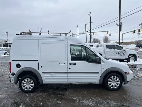 Used 2013 Ford Transit Connect XLT image 4