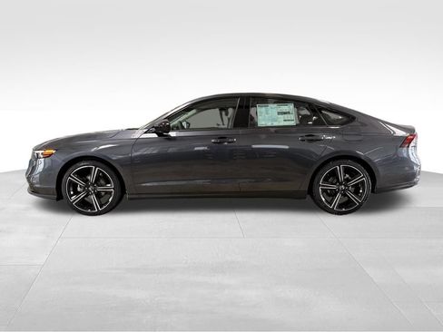Used 2026 Honda Accord SE image 16