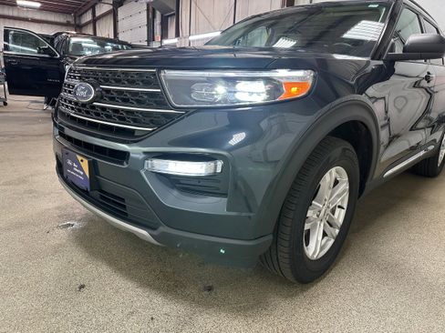 Certified 2023 Ford Explorer XLT w/ Equipment Group 202A image 33
