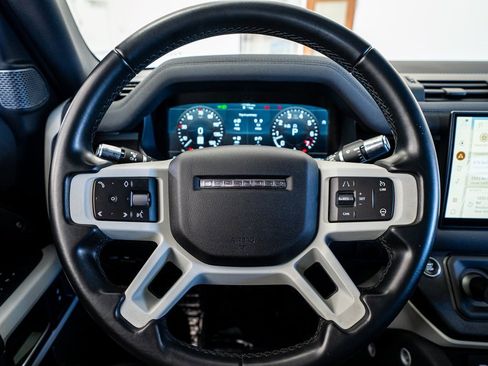 Used 2022 Land Rover Defender 110 X-Dynamic SE image 45