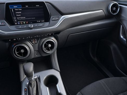 Certified 2022 Chevrolet Blazer LT FWD image 21