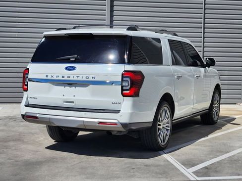 Used 2022 Ford Expedition Max Limited image 8