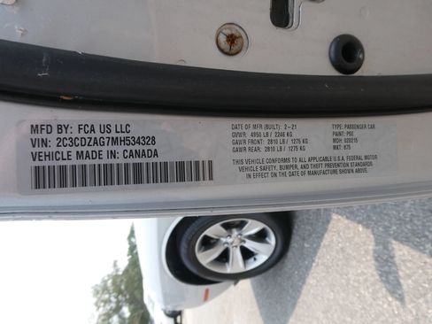 Used 2021 Dodge Challenger SXT RWD image 10