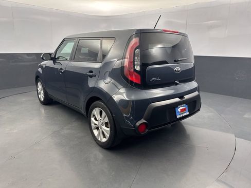 Used 2014 Kia Soul + w/ Primo Package FWD image 3