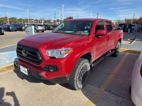 Used 2023 Toyota Tacoma SR image 3