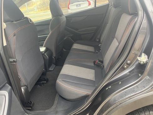 Used 2019 Subaru Crosstrek 2.0i Premium image 7