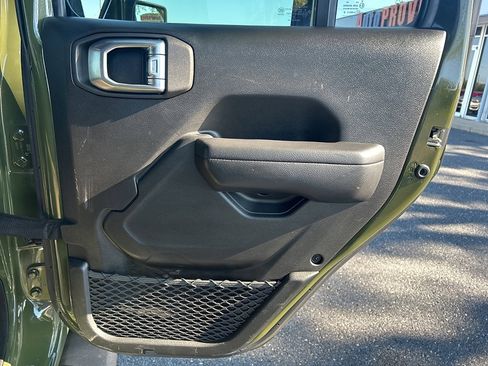 Used 2021 Jeep Wrangler Unlimited Sport image 37