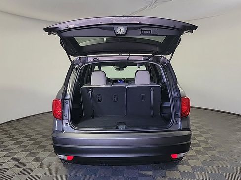 Used 2016 Honda Pilot EX image 6
