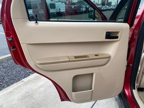 Used 2008 Ford Escape XLT image 21