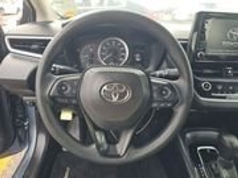 Used 2022 Toyota Corolla LE image 8