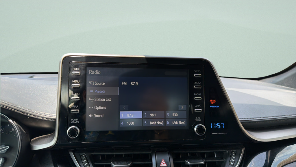 Used 2019 Toyota C-HR XLE FWD image 14