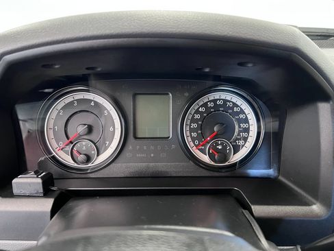 Used 2018 RAM 3500 Tradesman w/ Chrome Appearance Group AWD/4WD image 25