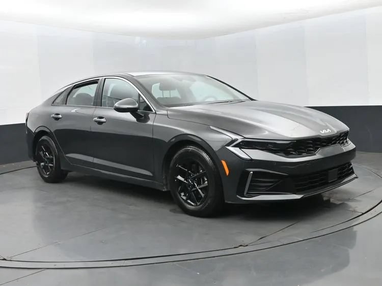 Used 2026 Kia K5 LXS FWD image 2