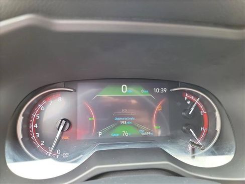 Used 2024 Toyota RAV4 XLE FWD image 20
