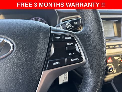 Used 2020 Hyundai Accent SE FWD image 37