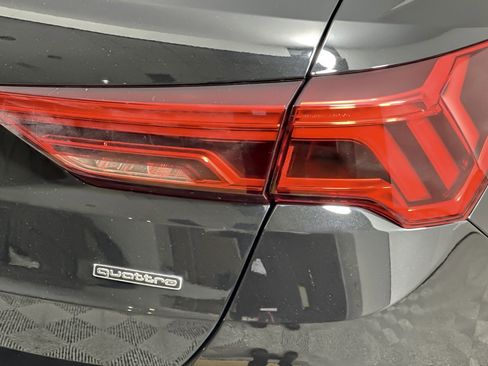 Used 2022 Audi Q3 2.0T Premium image 25