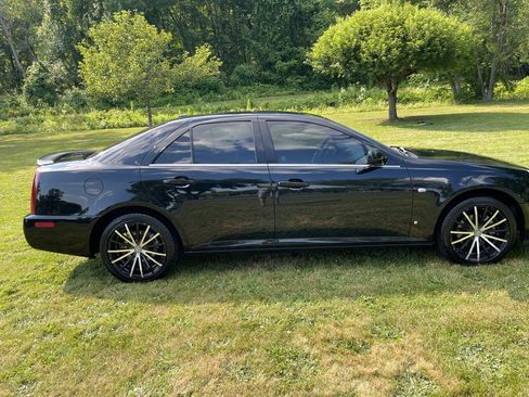 Used 2006 Cadillac STS V8 w/ Preferred Equipment Group RWD image 21