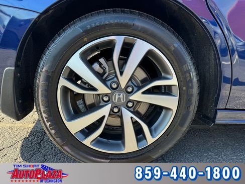 Used 2024 Honda Odyssey Touring image 12