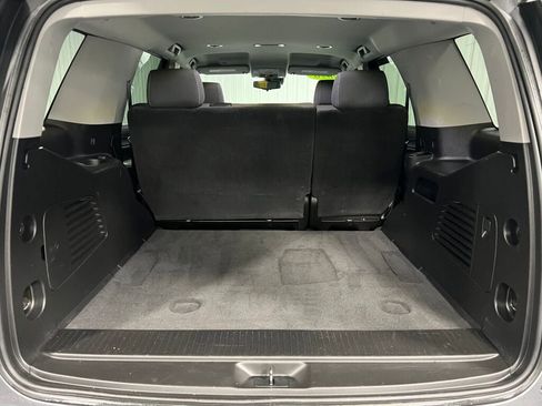 Used 2020 Chevrolet Tahoe LS w/ Enhanced Driver Alert Package image 7