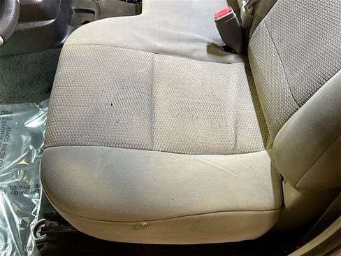 Used 2013 Toyota Tacoma 2WD Regular Cab image 19