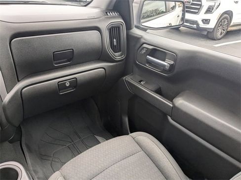 Used 2023 Chevrolet Silverado 1500 Custom image 17