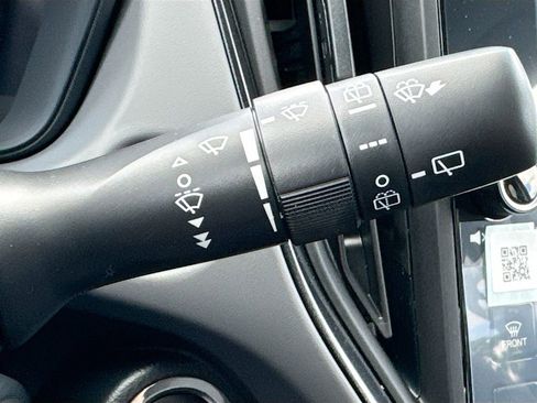 New 2026 Subaru Crosstrek 2.0i Premium AWD/4WD image 13