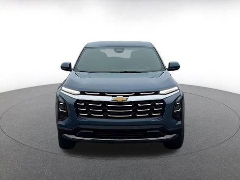 Used 2025 Chevrolet Equinox LT image 3